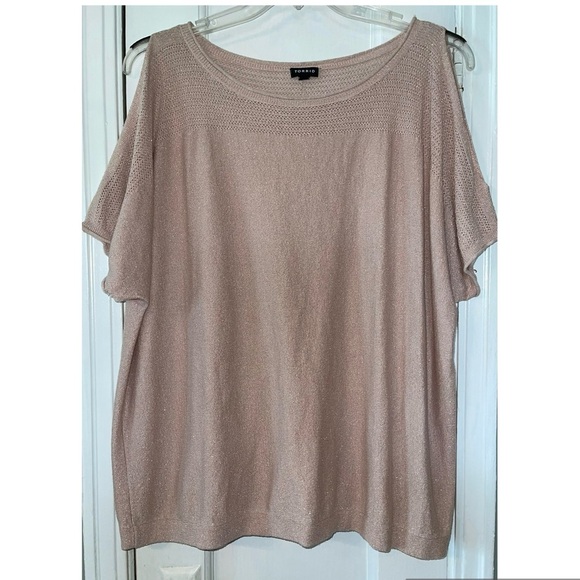 EUC Torrid Cold Shoulder Beige Knit Top - Picture 1 of 3